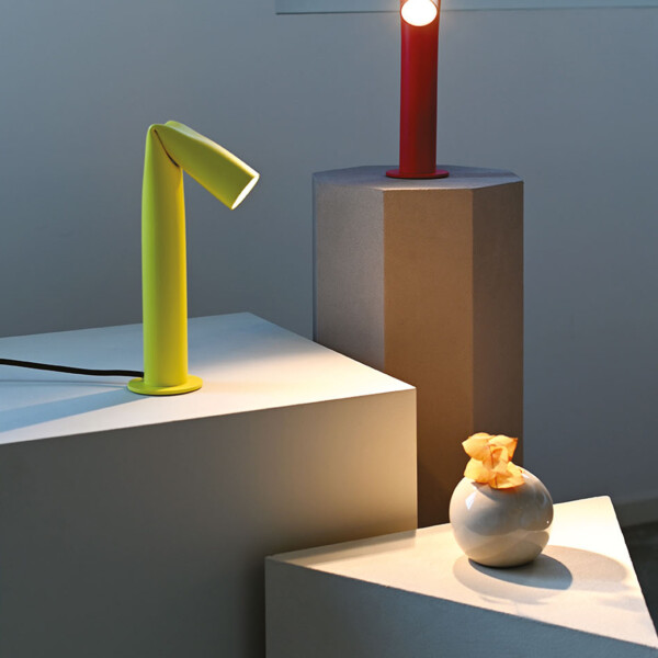 ZANE TABLE LAMP
